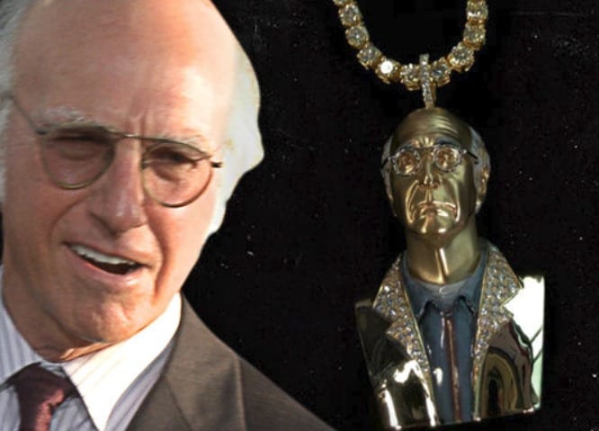 La cara de Larry David inmortalizada con una cadena de $ 150,000