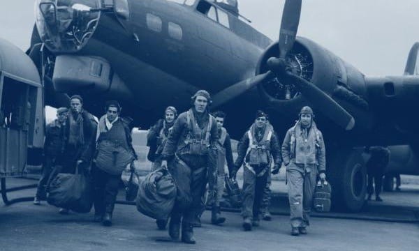 Maestros del aire: lo que sabemos hasta ahora sobre la última miniserie de Spielberg