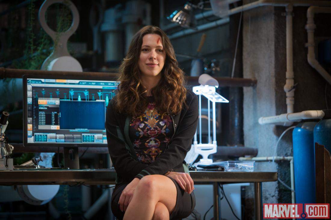 Rebecca Hall comenta sobre su villano hacha ‘Iron Man 3’