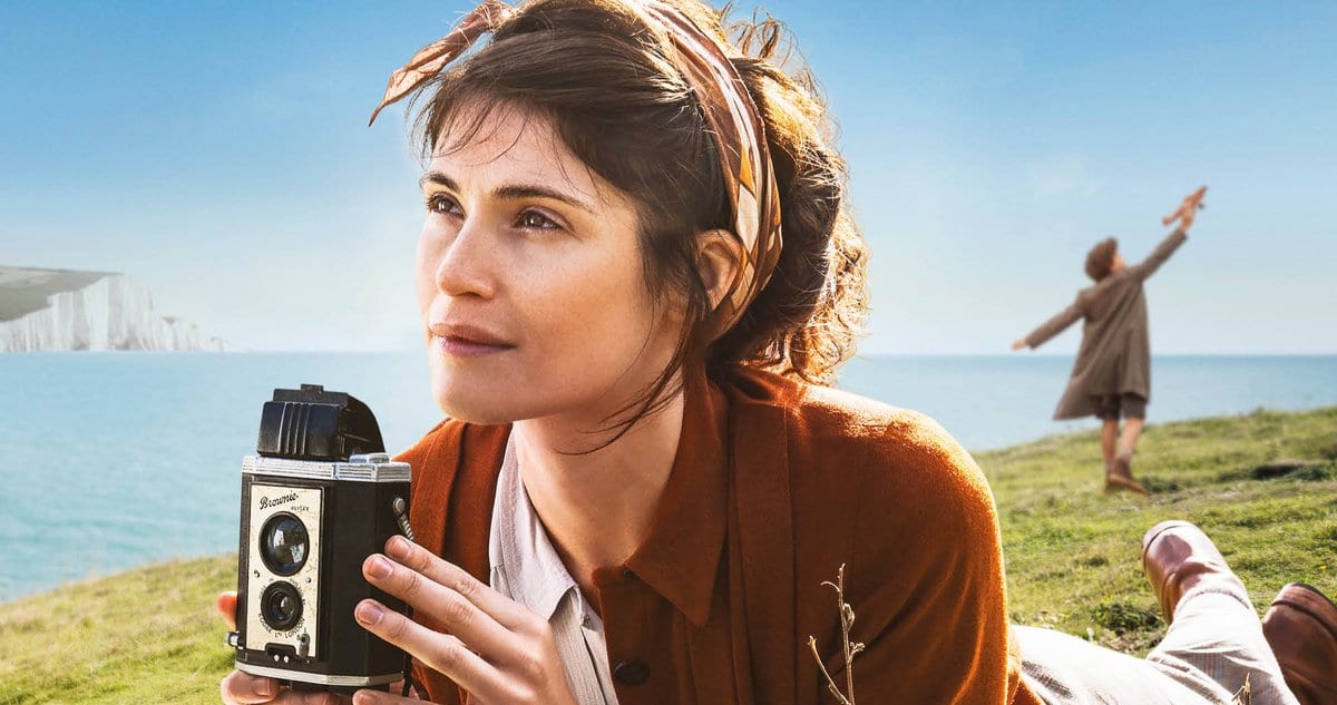 Summerland Trailer atrapa a Gemma Arterton en una mágica historia de amor de la Segunda Guerra Mundial